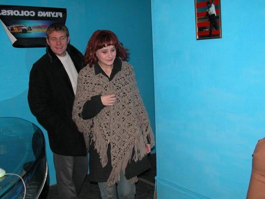 21P Amador MILF Susan recebe os dedos