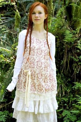 16P Natural redhead shows off her thin body out in the forest