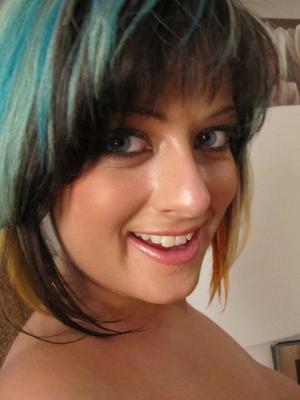 21P Busty amateur girlfriend Lola Stone exposes her huge boobs and poses