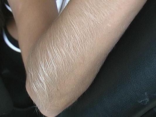 21P Sweet American MILF Lori Anderson exercises and flaunts her hairy body