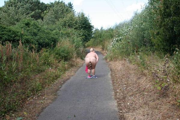 20P Amateur BBW Lexie Cummings wears raccoon tail butt plug during outdoor stroll