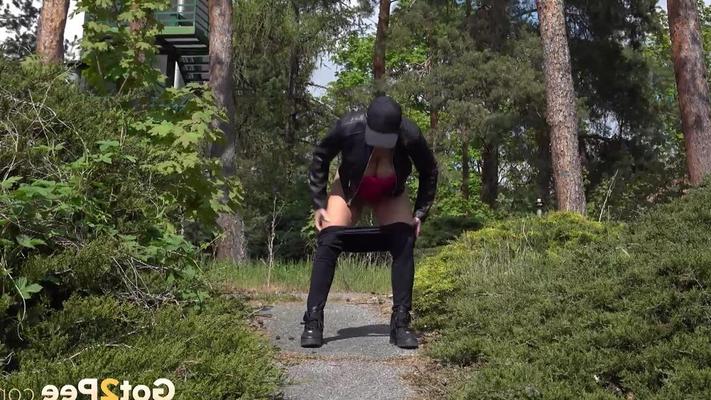 15P Busty Chloe squats and enjoys a long pee
