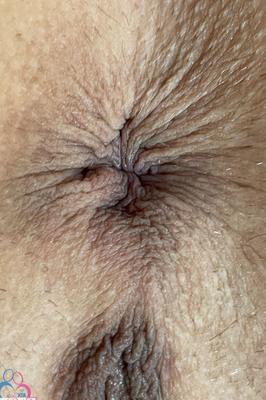21P Amateur girlfriend Summer Vixen shows her holes up close & poses with a facial