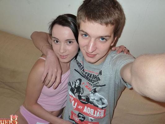 16P Young couple takes selfies before oral and vaginal sex on a bed