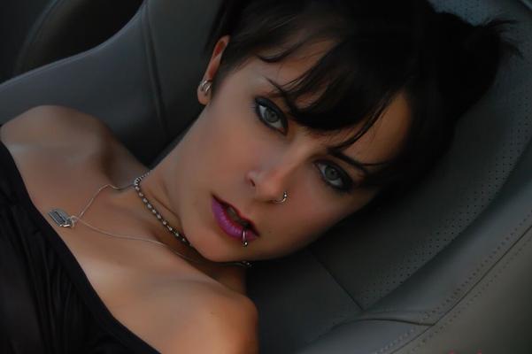 14P Amateur chick Brittany Avalon peels off ripped pants and panties outside a car
