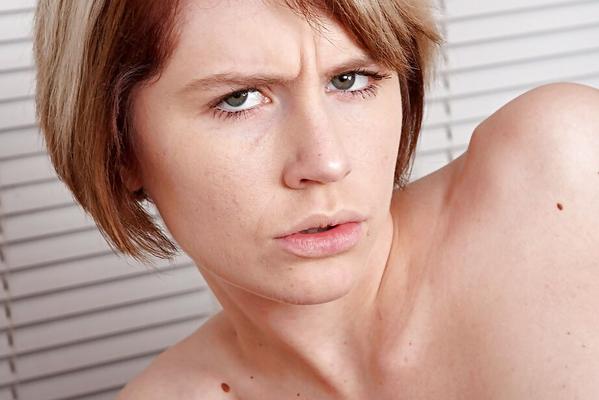 16P Short haired blonde first timer Kelly Klass receiving cunnilingus