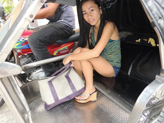 16P Tiny Asian teen Alma oozes sperm from her pussy after sex with a foreigner