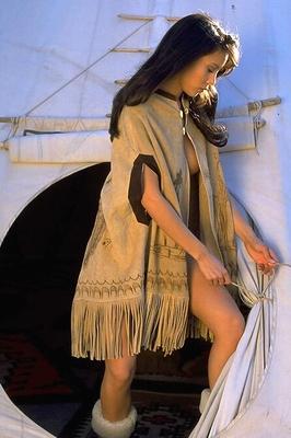 15P Foxes Naked Indian Maiden