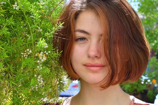 15P Pretty natural redhead Aria-II undressing outdoors to flaunt her nice big tits