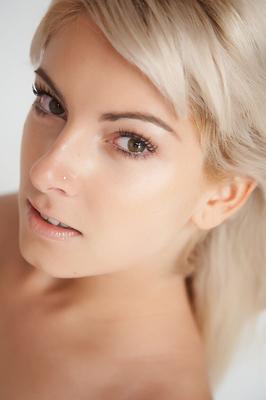 21P Errotica Archives Sophie Carina