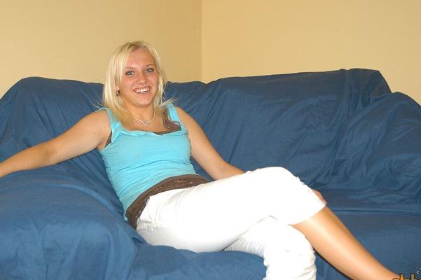 16P Blue-eyed blonde Jordan gets naked with a striptease for the ages