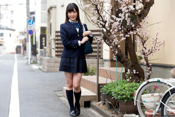 16P Japanese schoolgirl peels off her white cotton underwear in the classroom