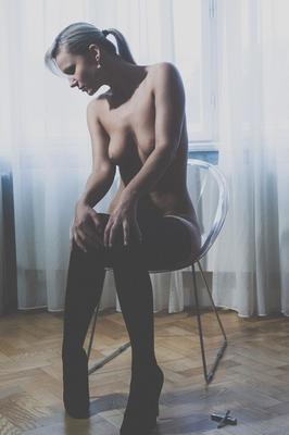 17P Erotic Czech babe Samantha Jolie poses in her stockings and masturbates