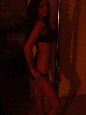 12P Ex girlfriend shows her boobs and pussy at home for her former lover