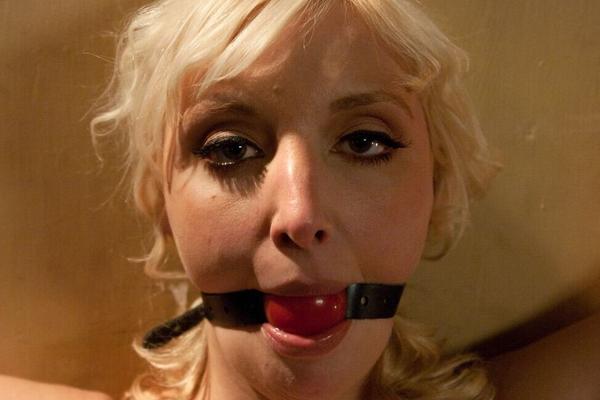 21P Babe with massive juggs Jagger Jordan gets her nips tortured while tied up