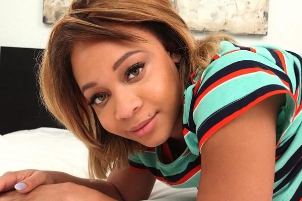 16P Ebony teen Mandy Rivers shows off her perfect ass and big tits