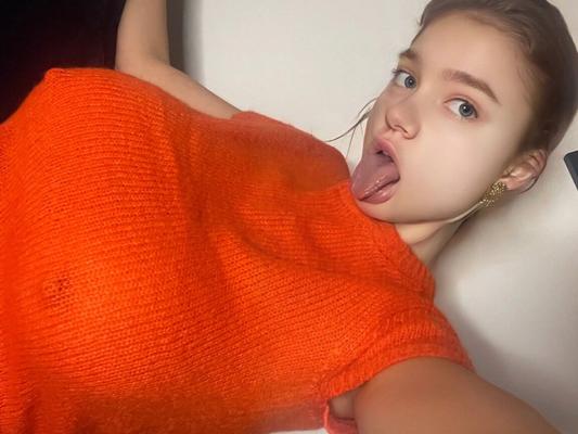 11P かわいい美女がホットなコンピレーションでセクシーな衣装を着て巨乳をからかう
