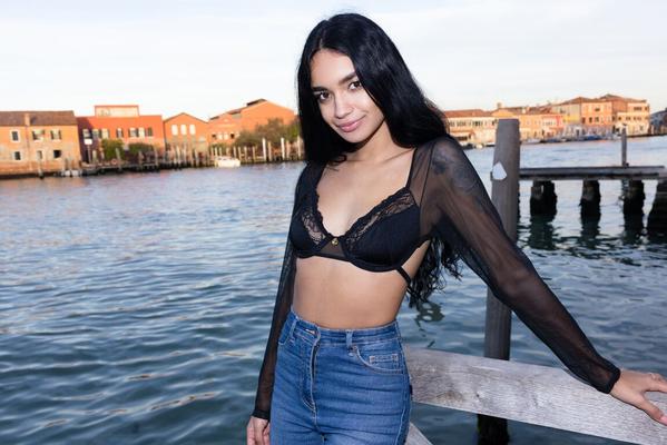 21P Sexy Latina teen Dulce poses in her lace bra, top and blue jeans in public