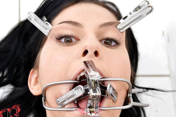 16P Slick and tasty Meg Magic always wanted become a real BDSM star