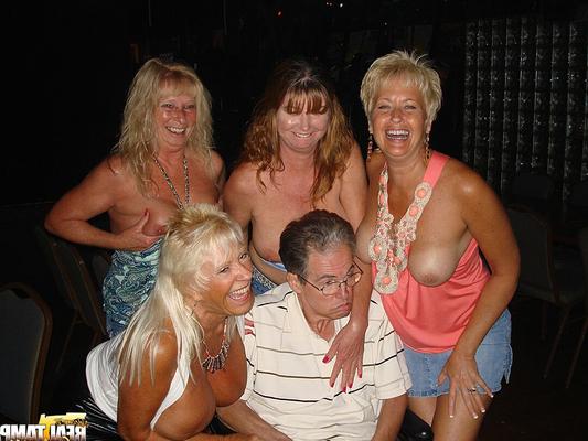 15P Mature swinger Tracy Lick and girlfriends seduce men at a cheap beer joint