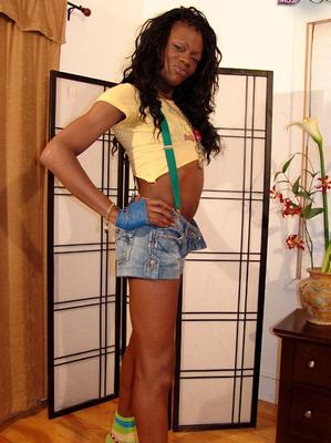 16P Black TGirls Celeste