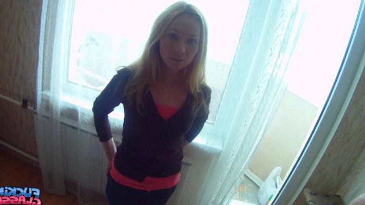 12P Fucking Glasses Med student loves hard cock