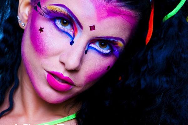 16P Romi Rain Colorful Raggedy Ann gets nude