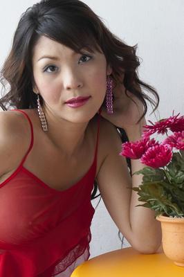 16P Ladyboy Glamour Solitario San Valentín