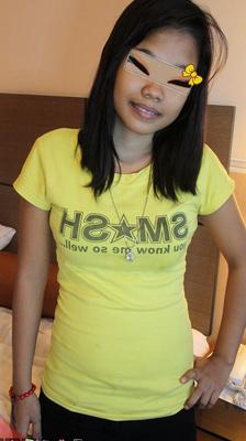 15P Show off Filipina beauty exposes tits and ass to get fucked