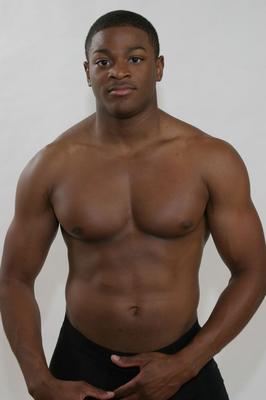 20P Handsome ebony fella Ricardo reveals his sexy body and jerks off
