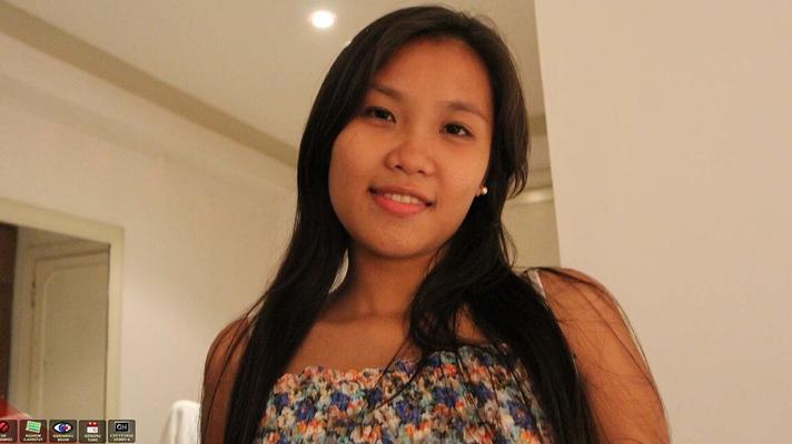 15P Pinay chick Corazon cups her great tits while having sex with a foreigner