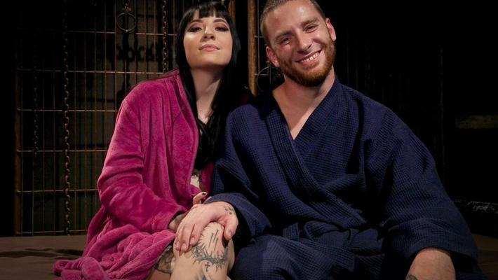 21P Divine Bitches Charlotte Sartre, Sebastian Keys