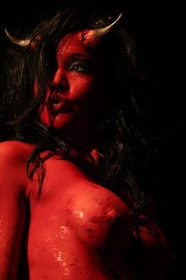 16P Topless Asian girl Masuimi Max covers herself in oil wearing devil horns