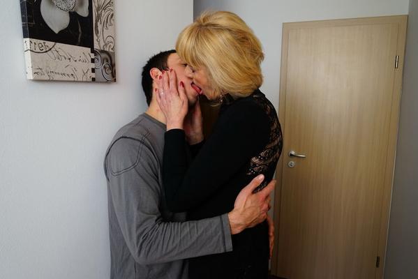 13P Old lady kisses her young lover before they go down on each other