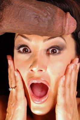 18P Mature slut Lisa Ann nude on her knees for big black cock sucking & pussy lick