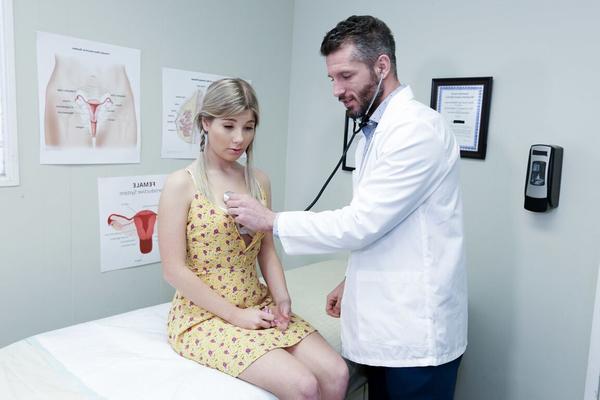 20P Tiny innocent teen Vienna Rose gets dicked by the doctor at yearly exam