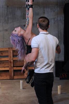 16P Tattooed sex slave is released from chains to provide oral sex