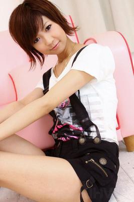 15P Miriya Hazuki is in green satin before spreading her pussy wide