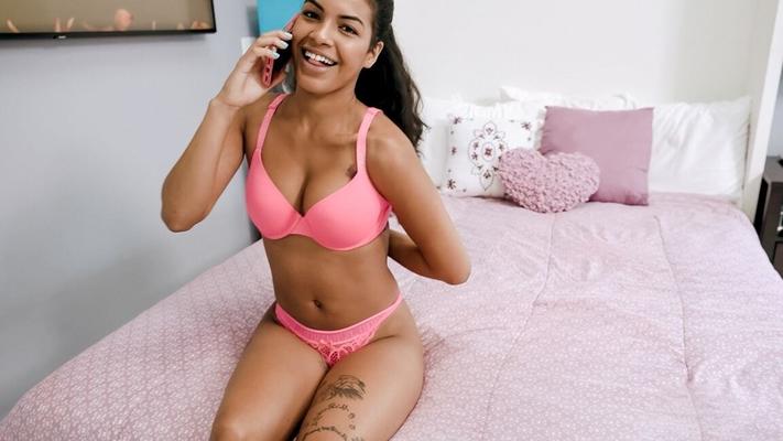 15P British girls Maya Farrell and Cory Chase swap cum during a threesome