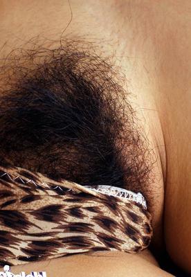 16P Lovely asian babe with hairy pussy slipping off her underwear