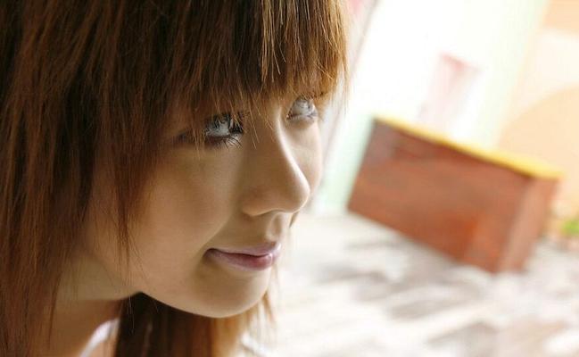 16P Nice Japanese teen Sakurako shows her natural tits and landing strip pussy too