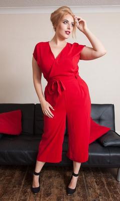 12P Hot redhead Bella looses her breasts after freeing feet from ankle strap heels