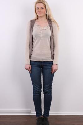 15P Blonde teen Tereza stands clothed in blue jeans and the butt naked too