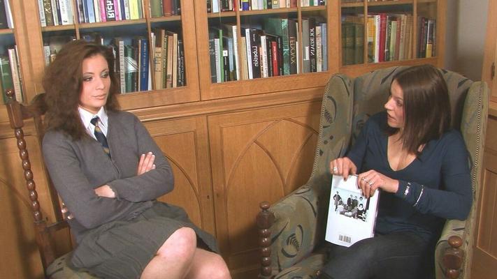 12P Spanking Online Elizabeth & Hannah