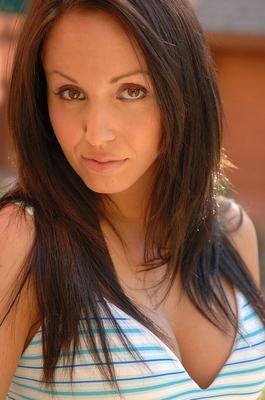 21P Hot babe Leanna & her bestie showing their beautiful titties & twats in public