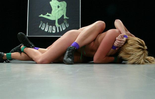 21P Ultimate Surrender Hollie Stevens, Vendetta