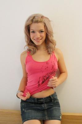 21P Only Teen Blowjobs Bibi Noel