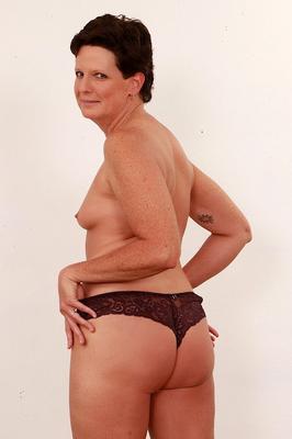 16P Short haired nan Beth Mckenna ditches her underwear before sucking off a penis