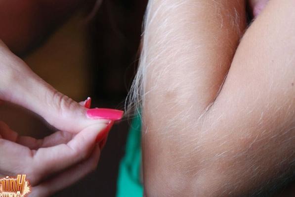 19P Tanned MILF Lori Anderson showing her pointy nipples & her very hairy arms