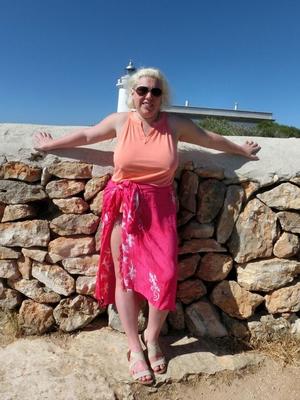 16P Mature plumper Barby gets naked while visiting a Spanish tourist site